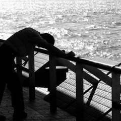 الضيقه اللي تقلبني واقلبه