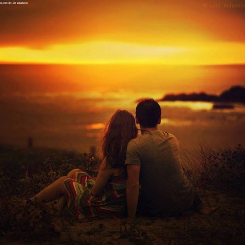 قصيدة أحبكِ جداً  بإلقاء رائع ومذهل