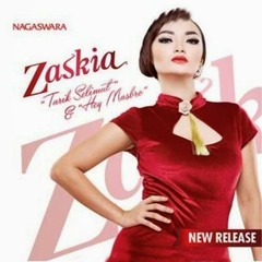 tarik selimut - zaskia gotik