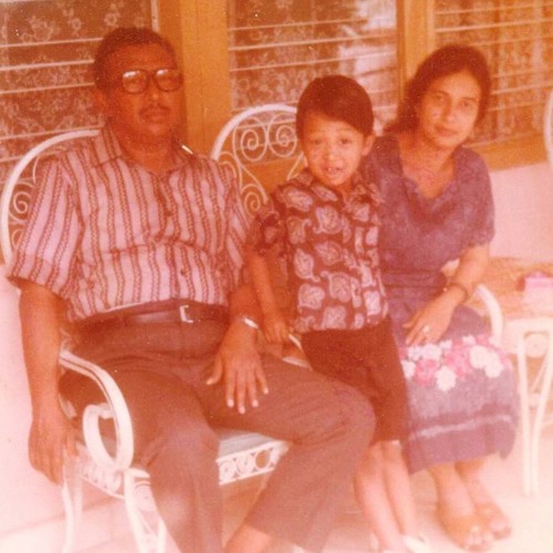 Untukmu aku bertahan-Afgan