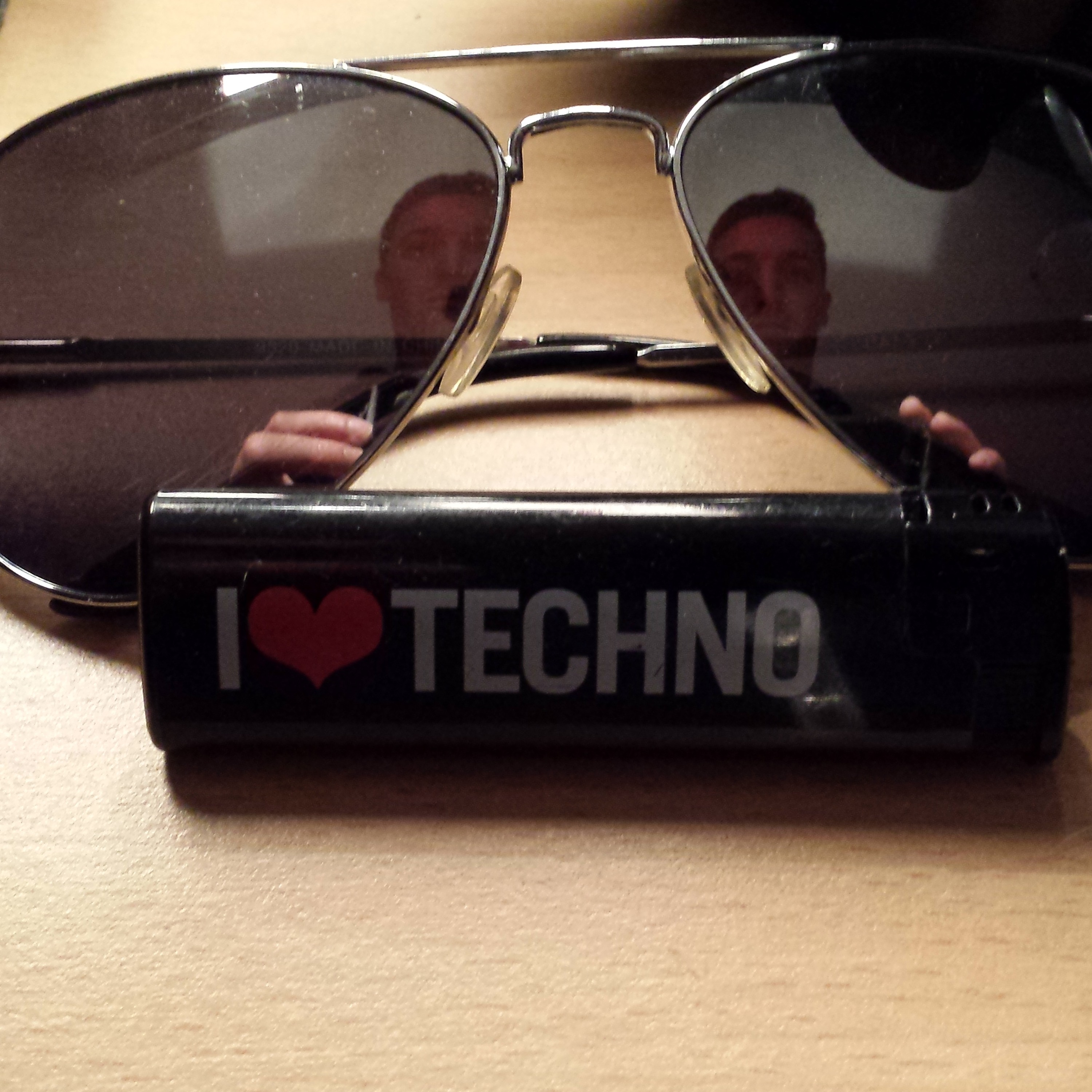 Retro Techno 08/2014 episode artwork