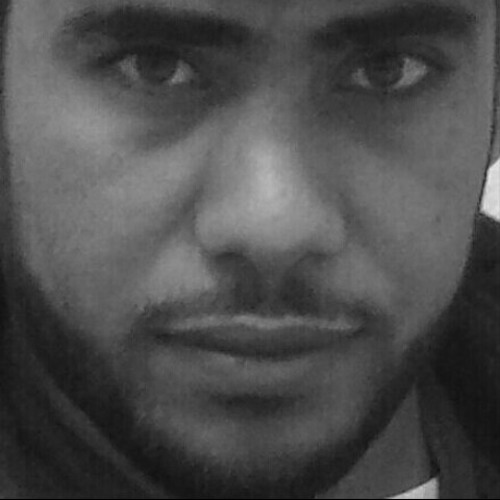 فى جوة فى قلبى مكان مفتحتوش فى يوم غير ليك وحاجات حصلتلى معاك محصلتليش قبليك