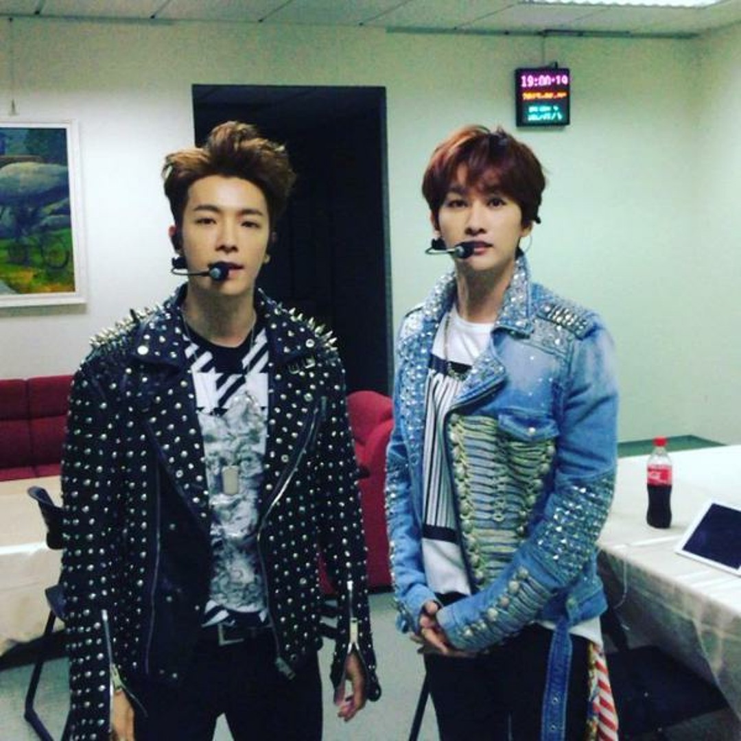 artworks-000119434398-yydvhu-