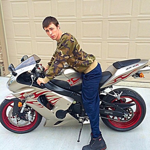 Need4Speed remix freestyle Ludachris Move bitch get out the way