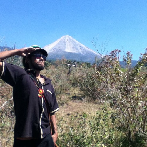 ESTO ES PURO REGGAE !!!   K A L U C H A.    R & F.