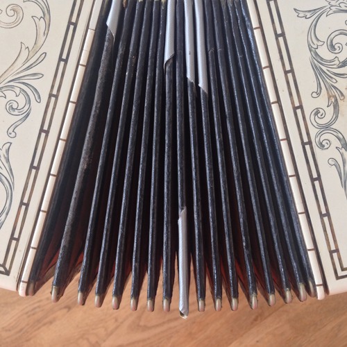 01 Accordion Soft Noisy, free sound sample