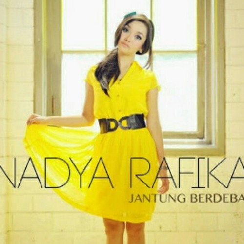 Nadya Rafika at Jantung Berdebar