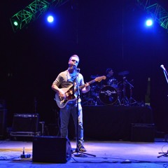 Gravity Lens - Blue Water