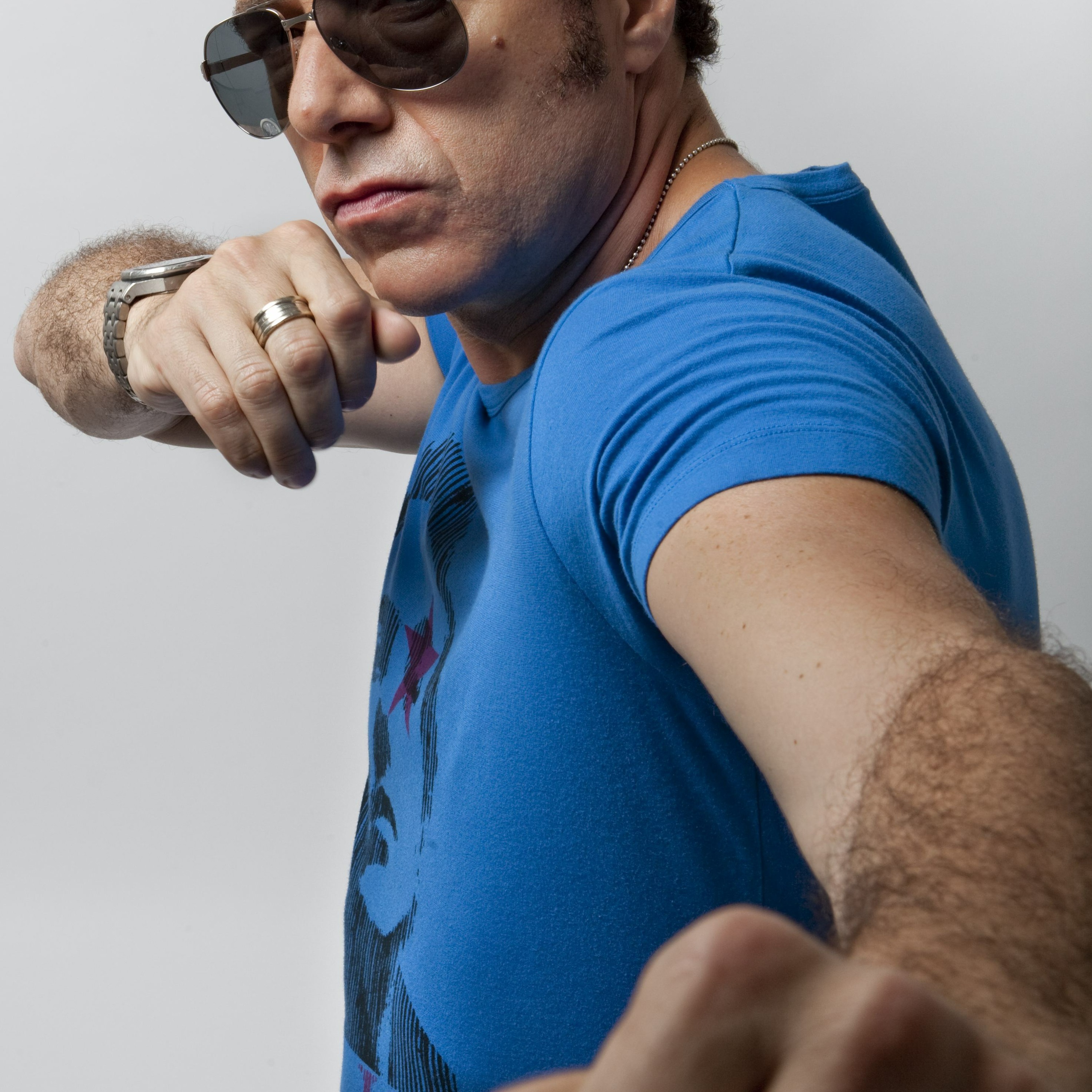 Joe T Vannelli