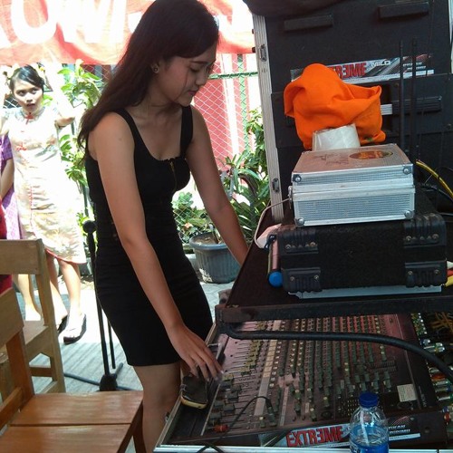 Komplikasi dangdut Duet aq dan istriku
