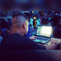 == ELA ME VIU NO BAILE DA VILA IPIRANGA ( DJ GT DO ALTO , CHARUTIN , NERO & LUQUINHAS )