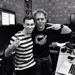 Hardwell & Armin Van Buuren - ID [ASOT 700]