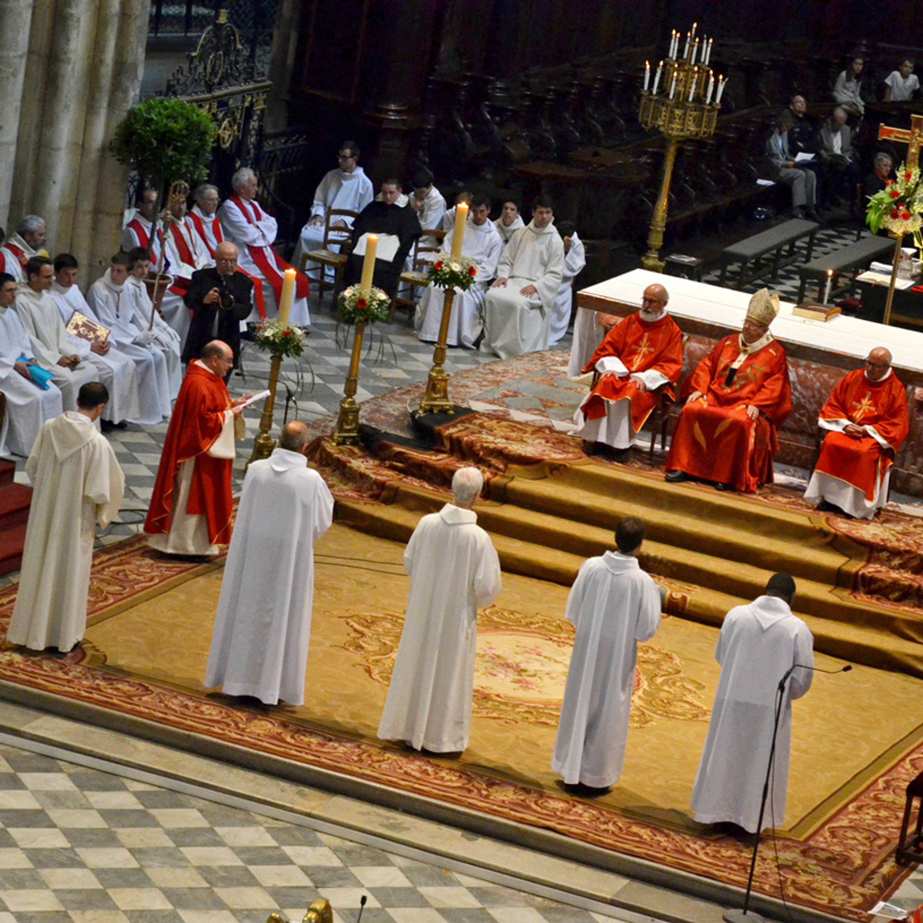 Ordinations 14 juin 2015 - Présentation des candidats au diaconat episode artwork