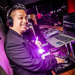 DJ Duck - Not New Not Old Just Smooth N Bold Mix Vol.1