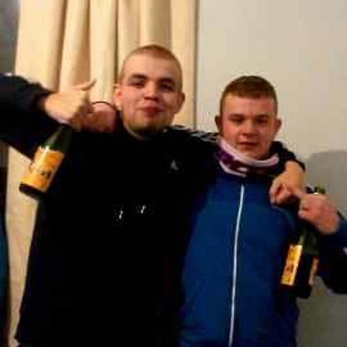 Showtek - Green Stuff