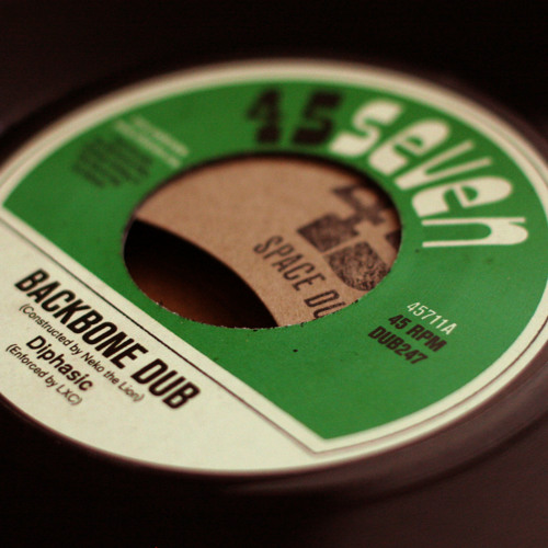 Diphasic - Backbone Dub (45711, 7", 2015)