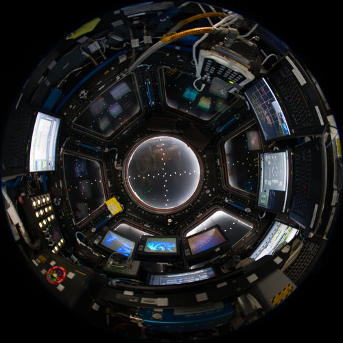 Lars von Licht - The Mars Human Space Light Shuttle