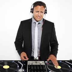 DJ G.M.O. Live Disco Party Mix (03.2015 Glashaus Cube Club)