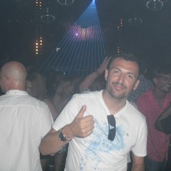 Alan Burton - 'Start Of The Summer Housework 2015'