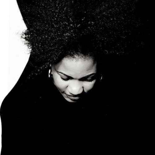 Kijja Kugwa Julie Mutesasira by Irvine Calvin Damba Listen to music