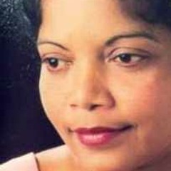 සඳ මෝරා උඩු ගුවනට