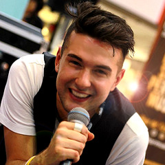 06) Ruggero Ricci - Mi Fai Parlare Di Te # Contrasti (INEDITO - ANTEPRIMA) » Buy it on i-Tunes