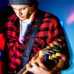 Never Had To Lie [Live]