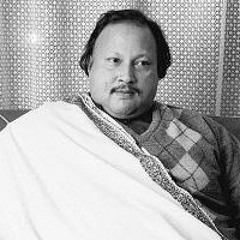 AAp Baithay Hain Bali Pay (Nusrat feteh ali khan)