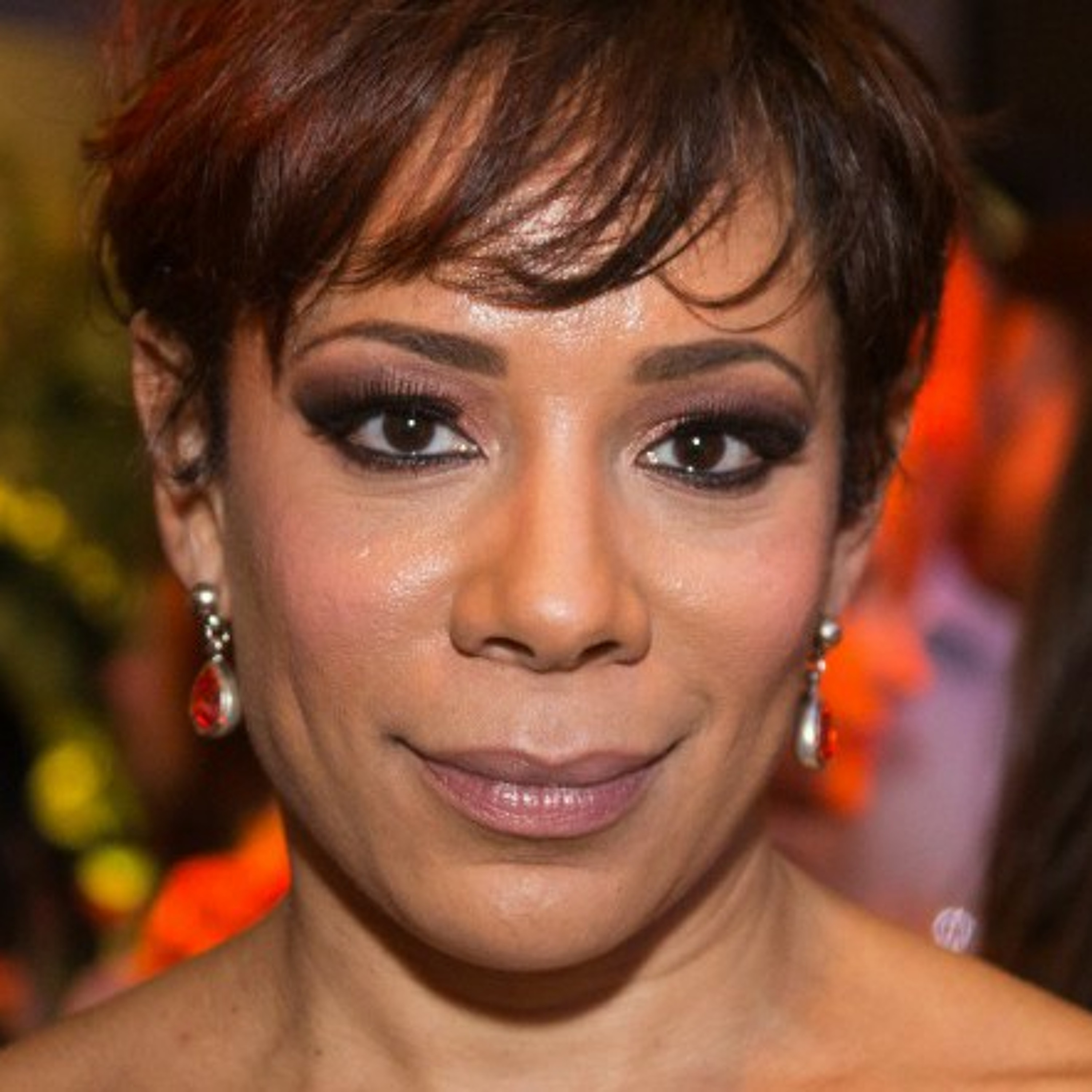 Selenis Leyva, success with a purpose episode artwork