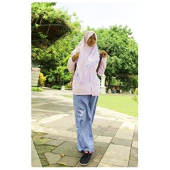 Apa judulnya? Engga tau. Tapi ada yg bikin lagu ini jadi spesial