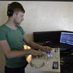 Little - Sunrise@Rotariu's Club (27.06.2015)