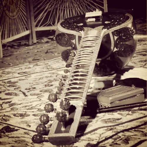 Anupama Bhagwat - The Sublime Sound Of The Sitar...amazing Ending HD