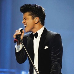 Just The Way You Are ( Live at Brit Awards 2012)