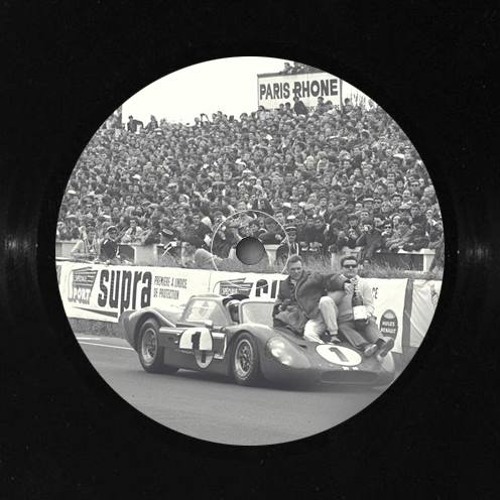 Pirelli. (Motorsport Mix)