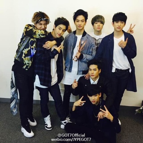 Listen to 2PM - 