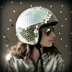 Shiny Toy Guns - Major Tom (Coming Home)