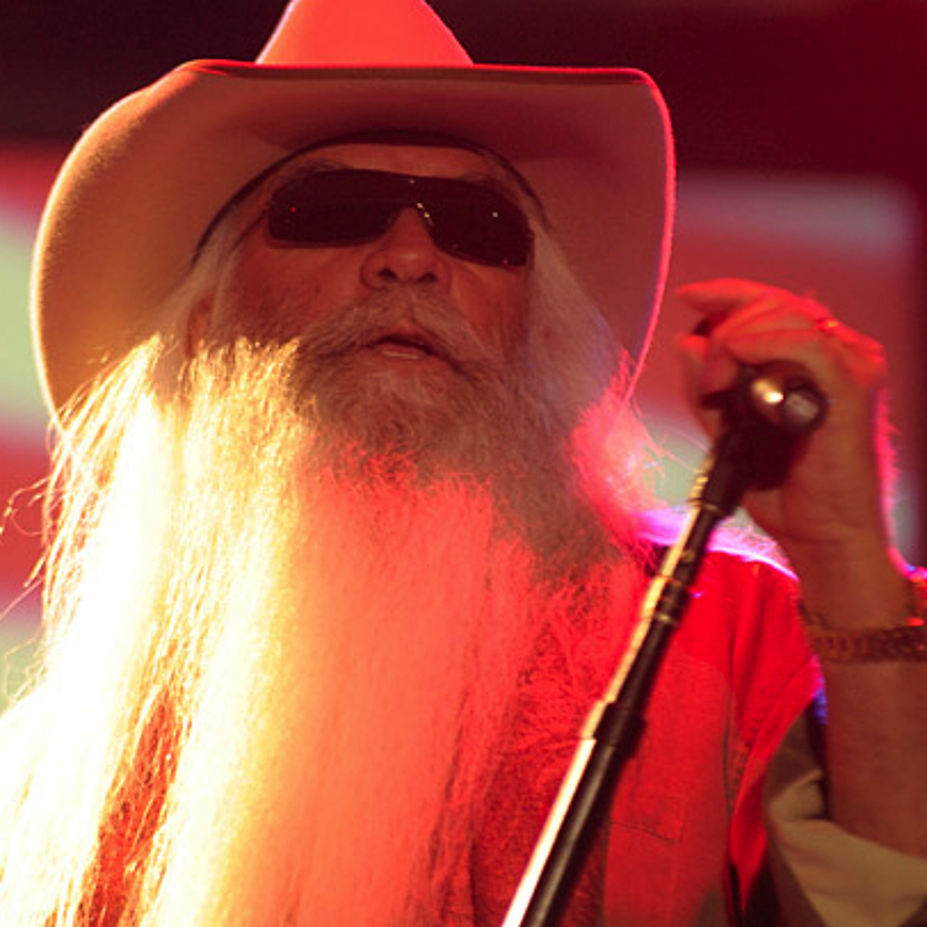 CB Bulletin: William Lee Golden's Beard Secrets Revealed episode artwork