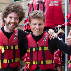 Entspannt am See vor dem Wasserskifahren