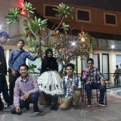 One Last Time - Nadya & The Hushband's (live)