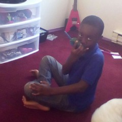 Six bae singing HEYY NAME IS JEFF REMIX