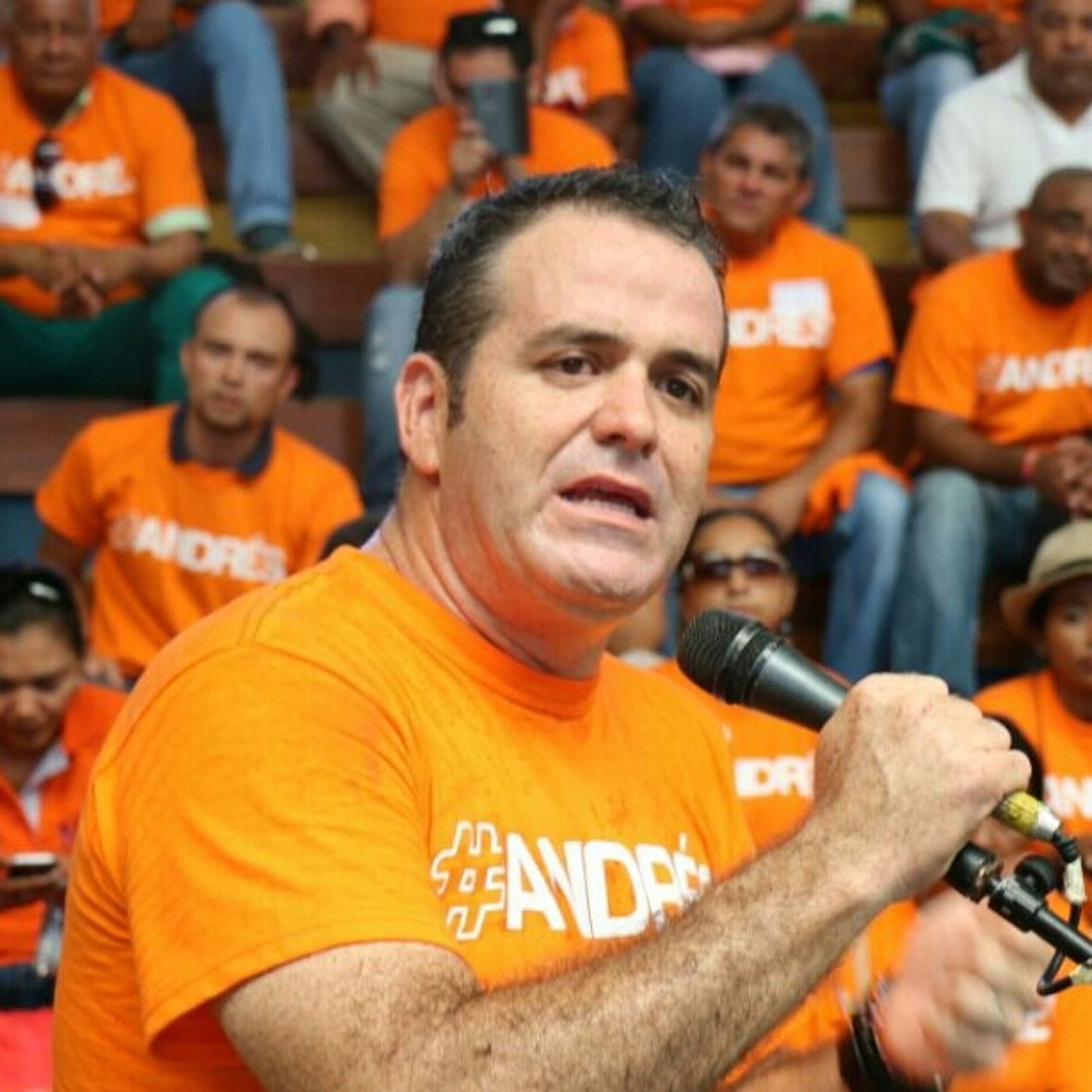 Andres Betancourt G