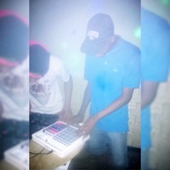 MTG=TOMA PAU E SAI SAINDO << DJ PIU >>