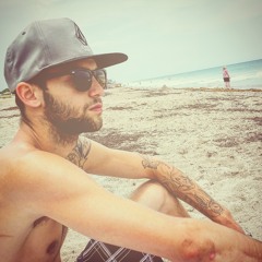 LIL SPOOK - MOVING WITH THE BEAT