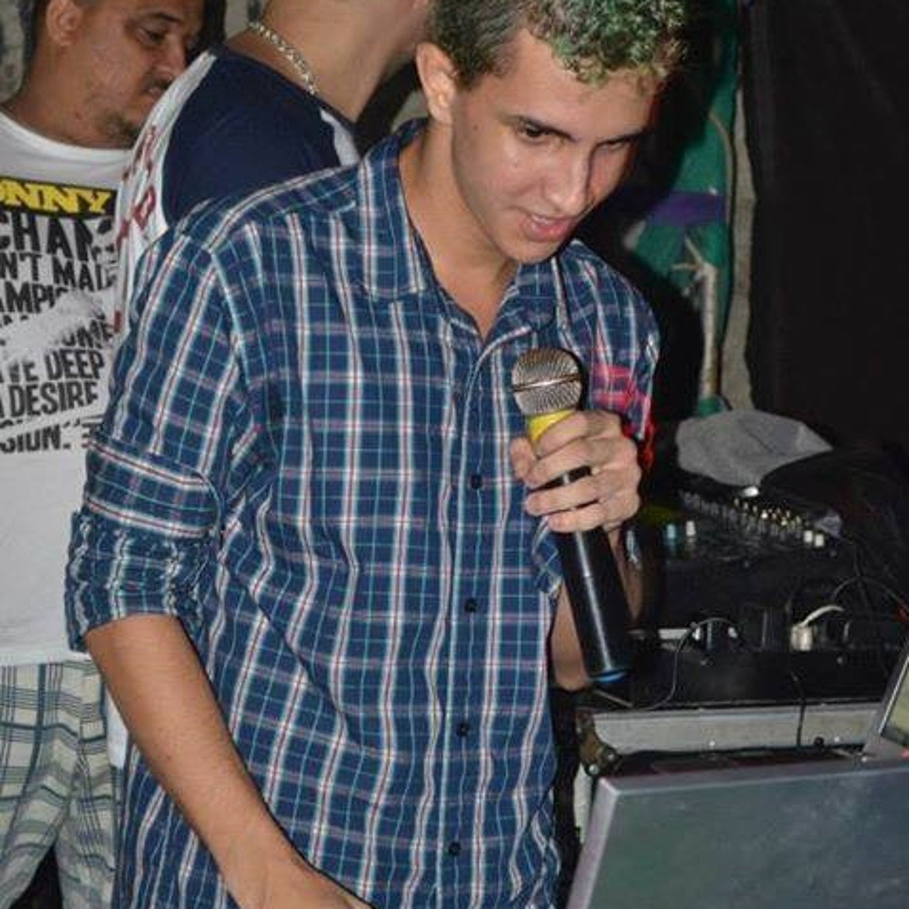 DEEJAY JARDEL