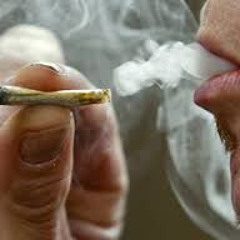 SMOKE CLOUDS /DJ-NAME-LES