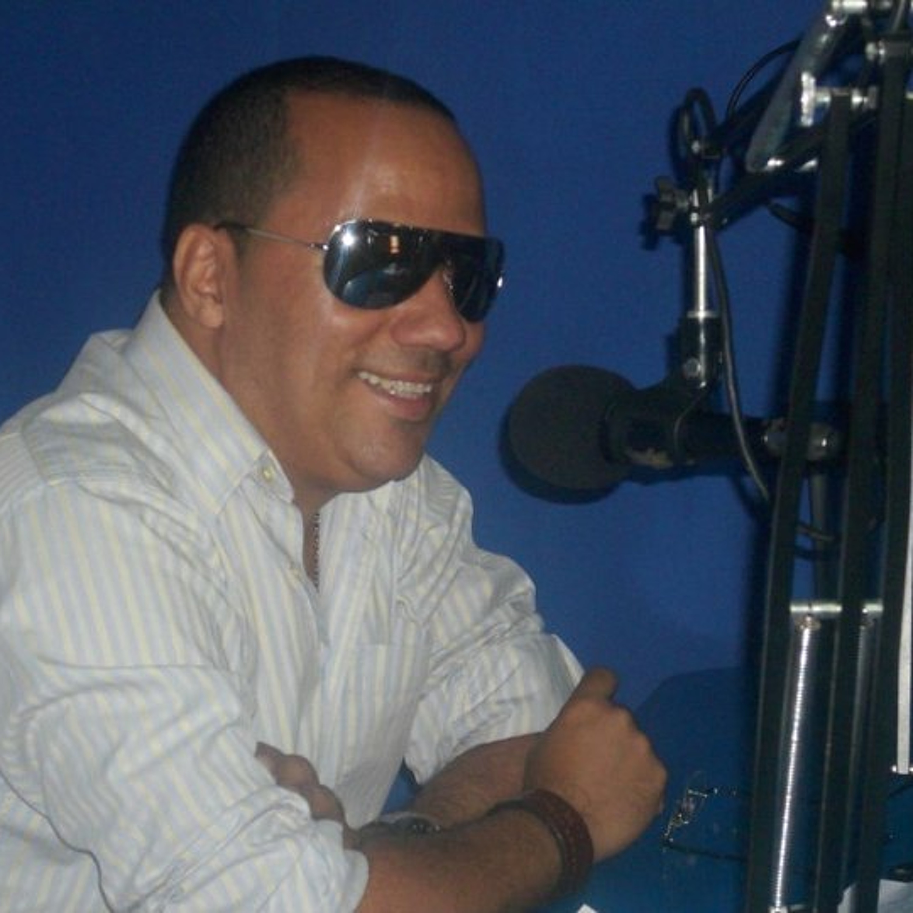 CARLITOS FLORES