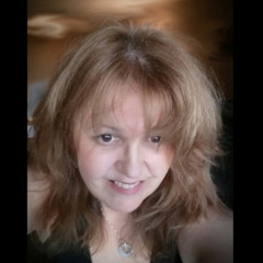 Susan A Stevens InToMeSee©