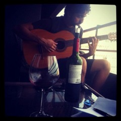 Um risco na parede (João Paulo Peixoto e Allan Diniz - Estúdio Umquarto)