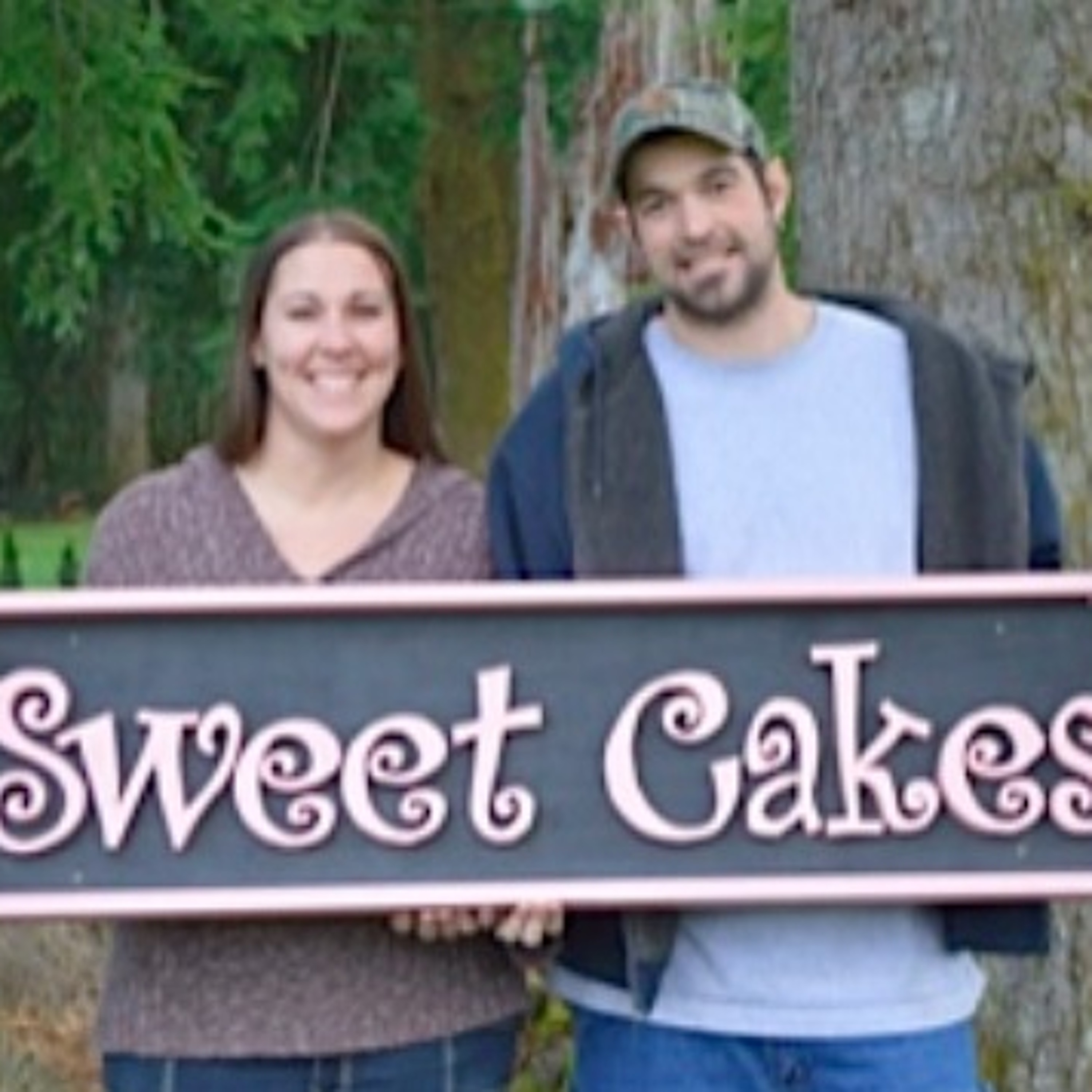 FREEFALL Q&A: Aaron Klein of Sweet Cakes by Melissa Details the Death Threats His Family Endures episode artwork
