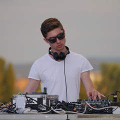 DJ Runo - Play (No vocal mix 2015)